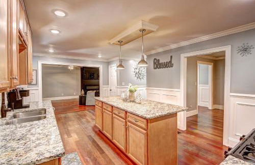 Hideaway Pool Retreat 18 miles from downtown Atlanta - Foto 25