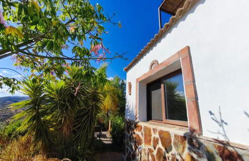 Künstlerhaus Finca Madreselva mit atemberaubenden Weitblick mit Infinitypool, kleinen Teichen und vielen Sitzplätzen in Tolox Malaga im Nationalpark Sierra de las Nieves, ideal für Entspannung, aber auch zum Wandern - Foto 63