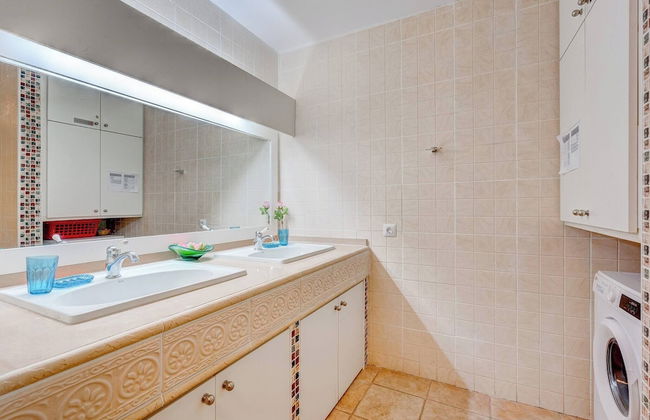 La Maravilla Over The Ocean No01 - Photo 9