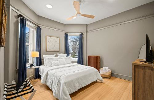 Elegant and Chic 2Bed 2Bath steps from the lake! - Foto 29