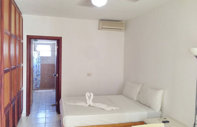 Las Terrazas Condo - Los Corales Village - Photo 4