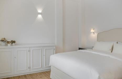 Etoile Luxury Suites - Photo 23