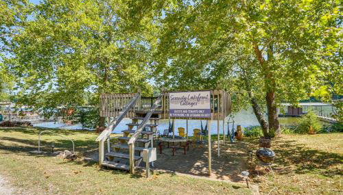 Steps to Water Lake of the Ozarks Getaway - Foto 2