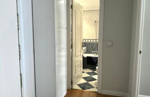 Medina - Luxury suite apt. Madrid center - Photo 8