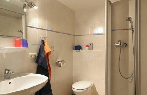 Haus Unterwegscheid Ferienwohnungen - Foto 9