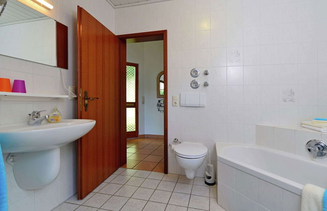 Quaint Apartment in Eimelrod Near Lake and Water Sports - Photo 53