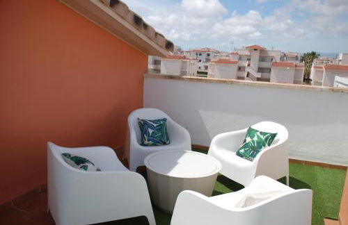 Magnífico Adosado con Piscina en Urb. Palm Beach - Foto 30