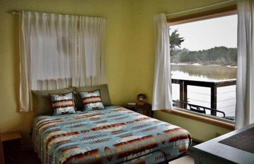 Stunning Beachfront Cabin with Barbecue and Hot-tub in Otis, Oregon - Foto 44