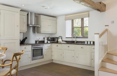 Hampton Wafre Cottage - Photo 3