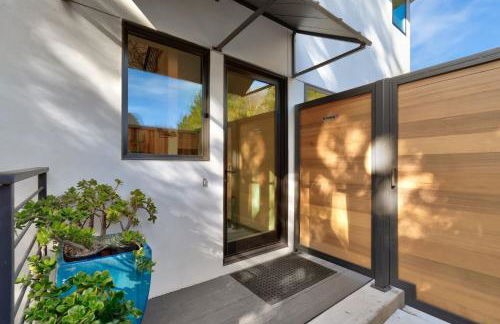 Dazzling Modern Home Close to Downtown Palo Alto and Stanford - Photo 21