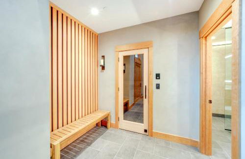 Luxe Valley Home with Sauna and Hot Tub Near Mazama - Foto 22