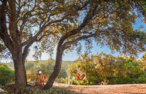 Stunning Home In Estepa With Wifi - Photo 13