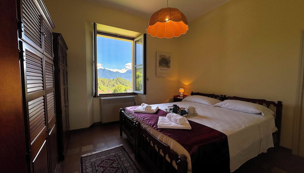Villa Near Golf Club Menaggio - Foto 1, Habitación