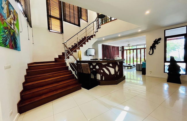 Amatapura Beach Villa 12 - Photo 2