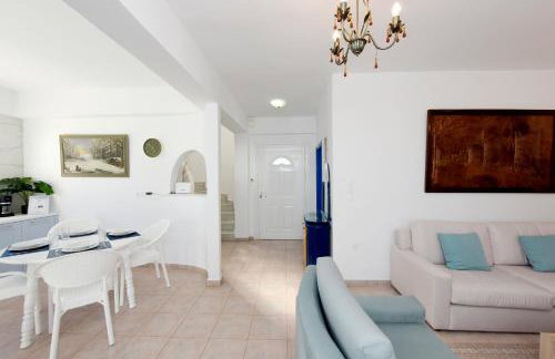 VILLA IRILENA - 4BDR BEACH HOUSE - Foto 8