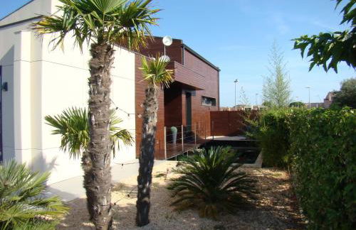 Villa en el campo cerca de la playa. - Foto 43