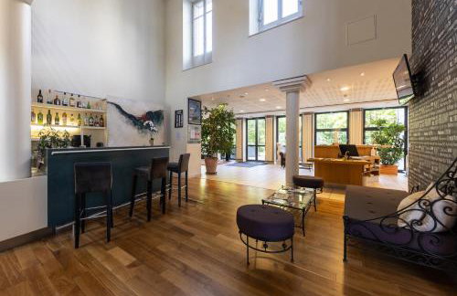 HOTEL CERISE - LES SOURCES Luxeuil-les-Bains - Foto 35