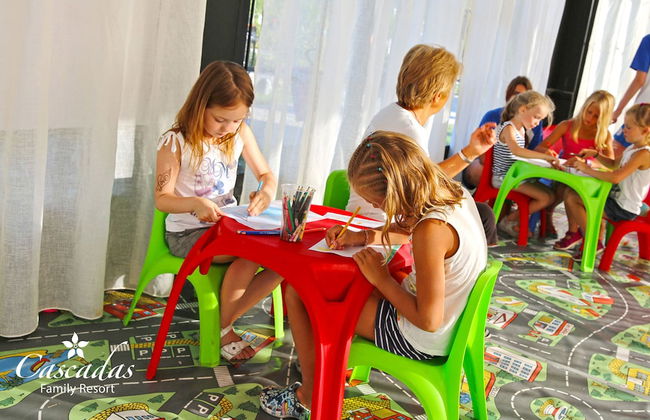 Cascadas Family Resort - Photo 76