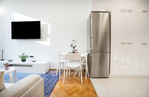 BlueDahlia Apartment - 4-min Walk to Main Station - Zagreb Donji grad - Photo 21