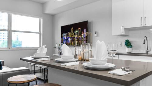 Sunny 1BR Unit With Free Parking Prime Location - Foto 5