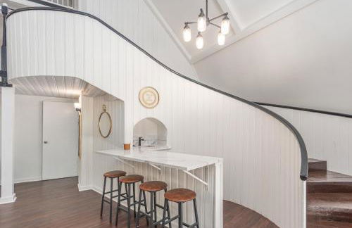 Renovated Barn in the Woods with Hot Tub - Foto 21