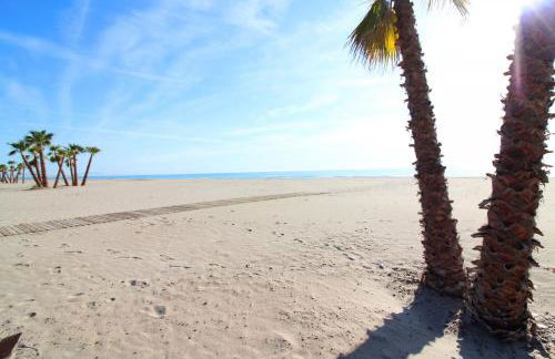 Global Properties, Practico apartamento con piscina en Residencial Brezo Canet - Foto 50