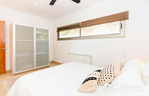 Designer Villa Elodie with private pool and space - Foto 28