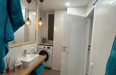 Apartamento Antonio with sea view,Torrevieja,50 m from Playa Acequion plus swimming pool - Foto 27