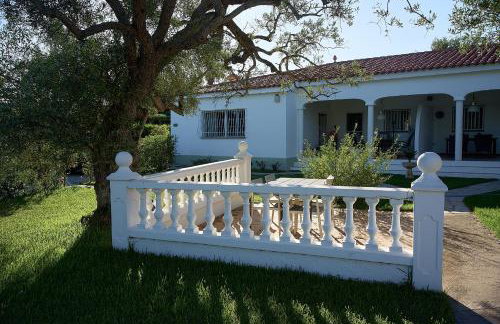 Villa with great garden and pool - Foto 42