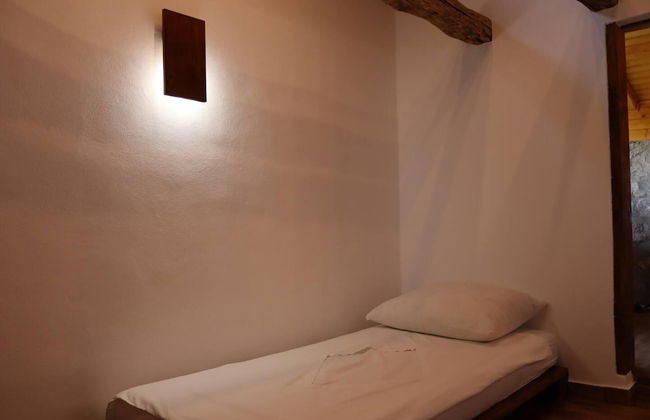 Charming 2bed Cottage in Carasova, Banat Mountains - Foto 5