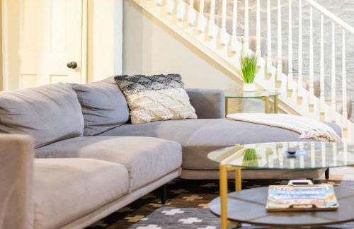 Posh 4 floor Soulard Family Home ABODEbucks - Foto 42