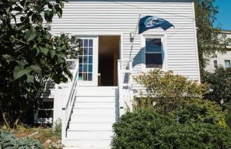 A Peaceful Oasis on Munjoy Hill - 3BR Cottage & Parking - Foto 39