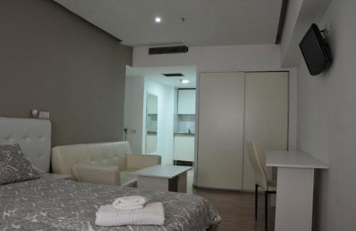 Boutique Urban Madrid Genova - Photo 52