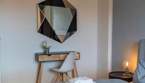 RR - Central Apartments 80qm - Balcony - Washer - Foto 3