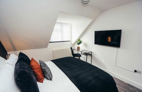 Hen & Chickens Luxury Apartments, Free Parking, By DerBnB - Photo 4