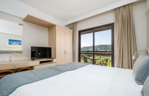 Estúdios Modernos em Resort pé na areia - Jurerê Beach Village JBVJR - Foto 43