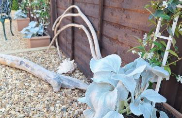 Spinnaker Barn, boutique, cute barn with hot tub - Foto 17