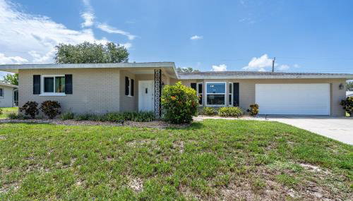 Sunny Cottage with lanai and garage, only 4 miles from Siesta Key - Foto 3