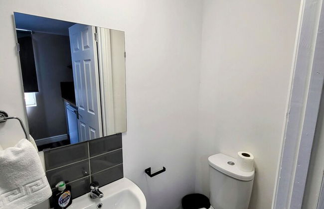 Comfortable Stay - LB Ave - Photo 34