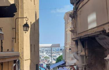 Place du Suquet - In the hart of old Cannes - 2 Min Walking distance from Palais de Festivals and Beaches - Photo 31