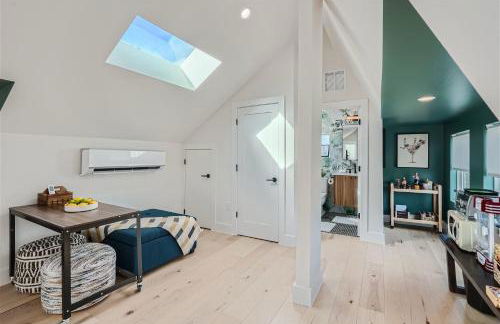 Dip into the 512! Custom Built w/Pool Blocks to DT - Foto 27