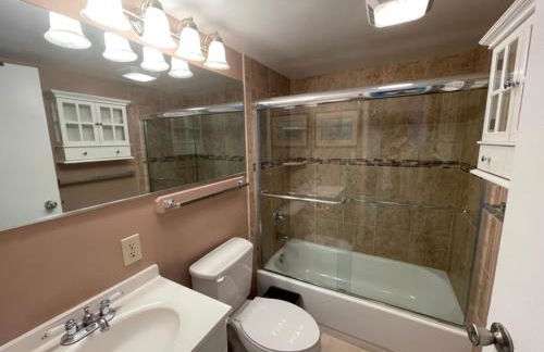 Bikinis and Martinis at Dolphin Run-Oceanfront-Pool! - Foto 17