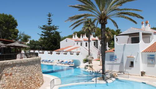 Apartamentos Talayot - Photo 1