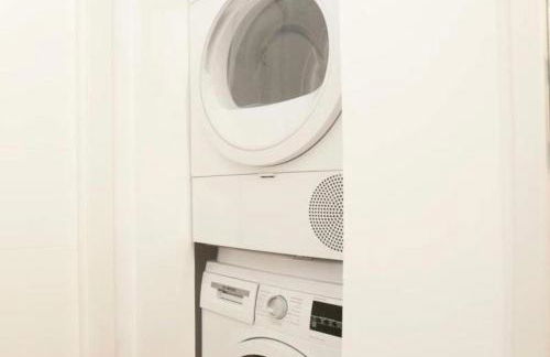 Sunshine Studios Portside Gothic - Photo 23