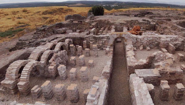 Visita guidata del sito archeologico di Cástulo - Foto 5, Terme di Cástulo