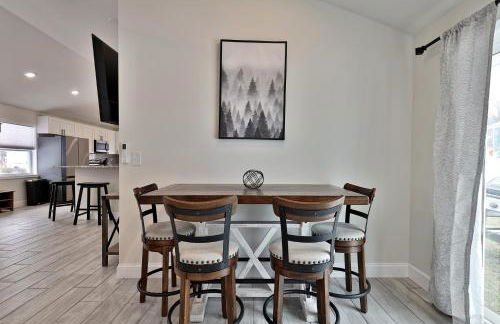 Rutland's Hidden Gem: 2 Br/1ba Renovated Home Close To Everything 2 Bedroom Home - Foto 3