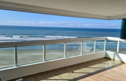 Apartamento Praia Grande Novo Frente Mar Pé na Areia - Photo 2