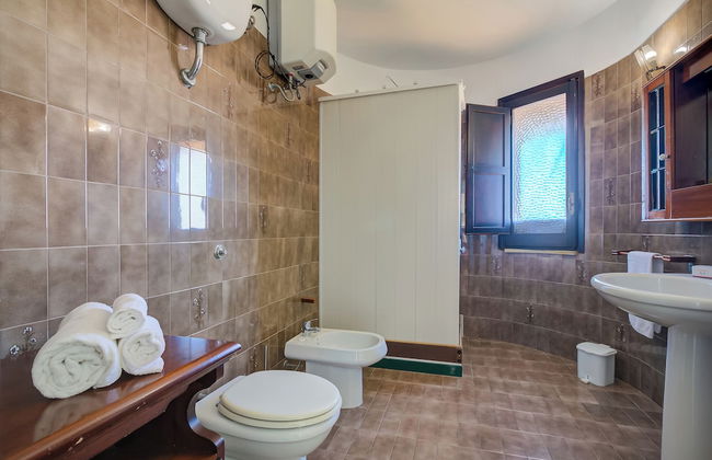 Villa Erika with private pool and garden - Foto 9