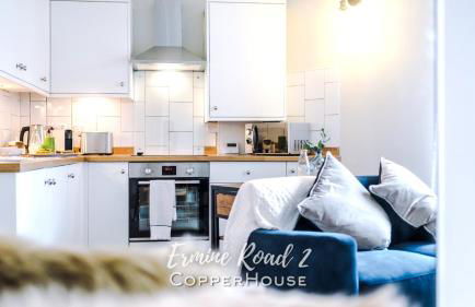 Designer apartments for City Breaks in Chester - Photo 7