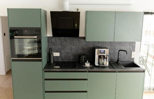 SmartStay Apartment 91 m2, Balkon, Parkplatz, Self Check-in, 2 WCs, Kaffeevollautomat - Foto 7